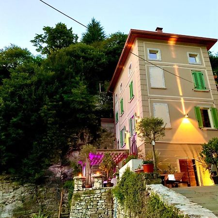 La Casa Sulla Collina Del Castello Villa Breno Kültér fotó