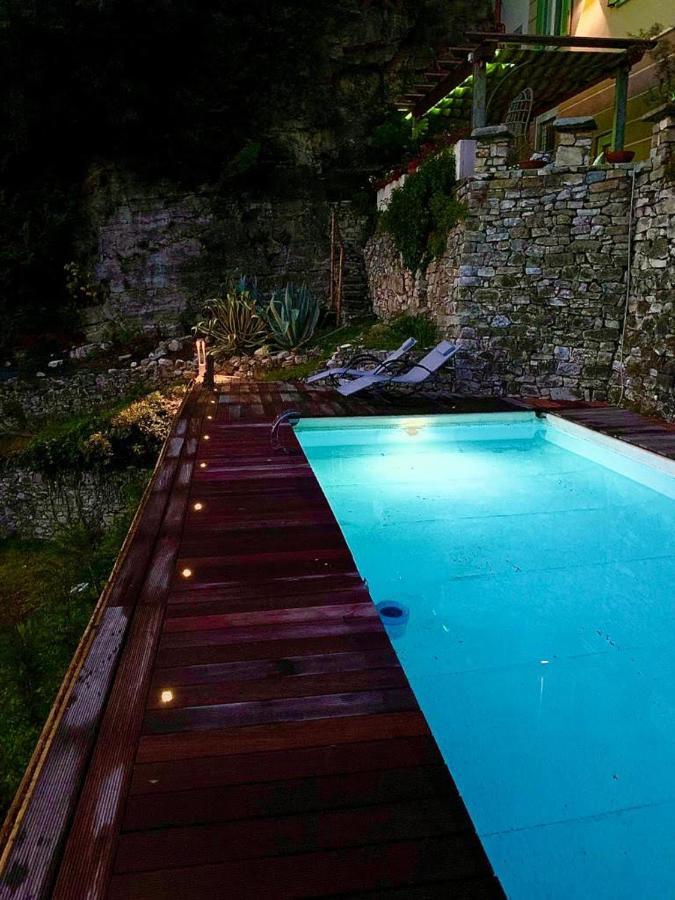 La Casa Sulla Collina Del Castello Villa Breno Kültér fotó
