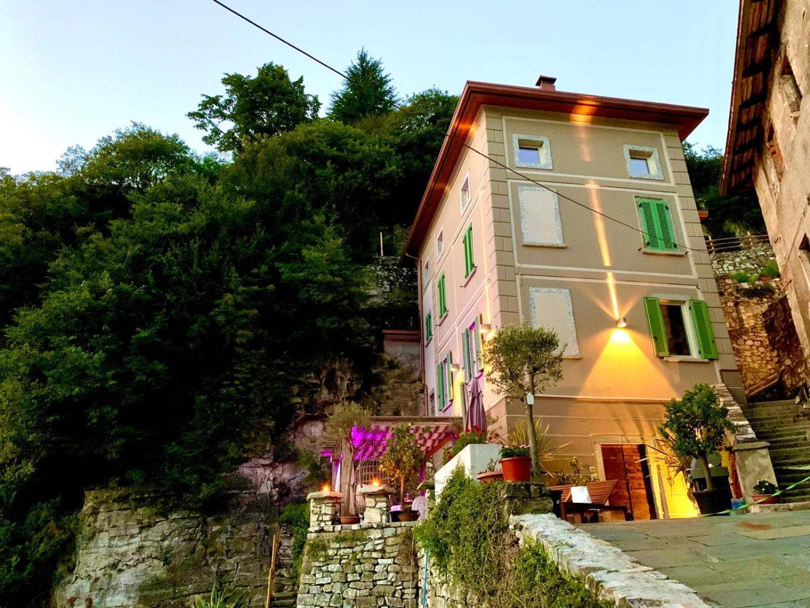 La Casa Sulla Collina Del Castello Villa Breno Kültér fotó